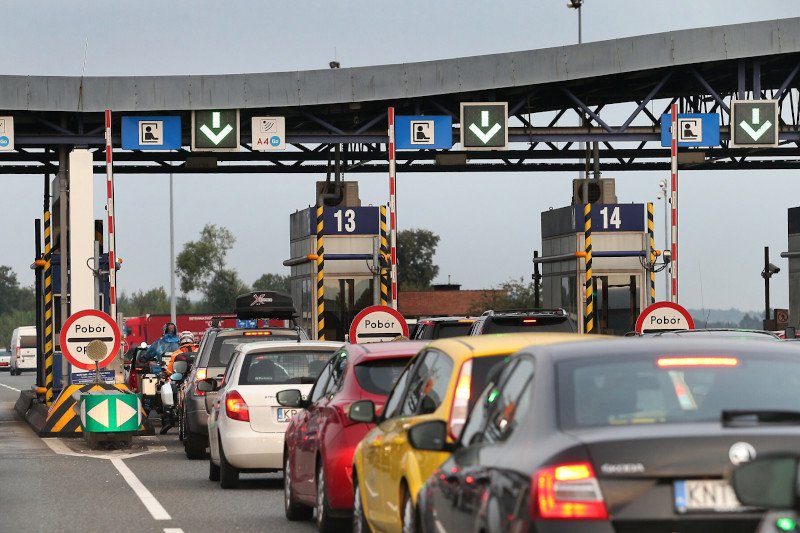 Czy Autopay ograniczy kolejki do bramek?