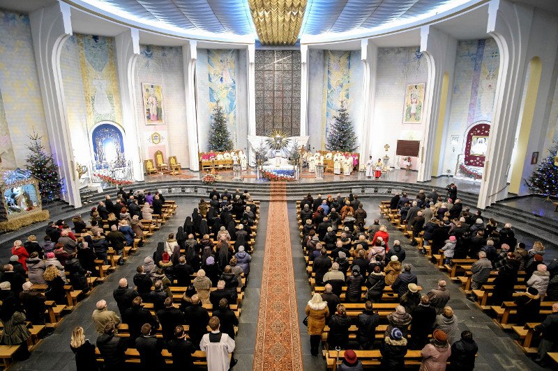 Polacy są za świeckim państwem.