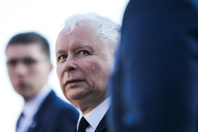 Jarosław Kaczyński obok Donalda Tuska? Prezes PiS stwierdził, że widzi taką ewentualność.