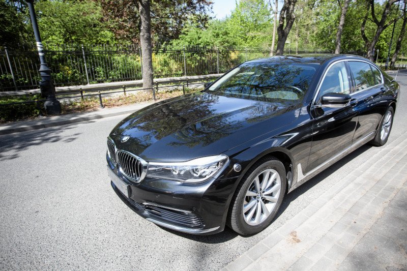 Koszt zakupu luksusowych samochodów dla Służby Ochrony Państwa to blisko 4,5 mln zł.