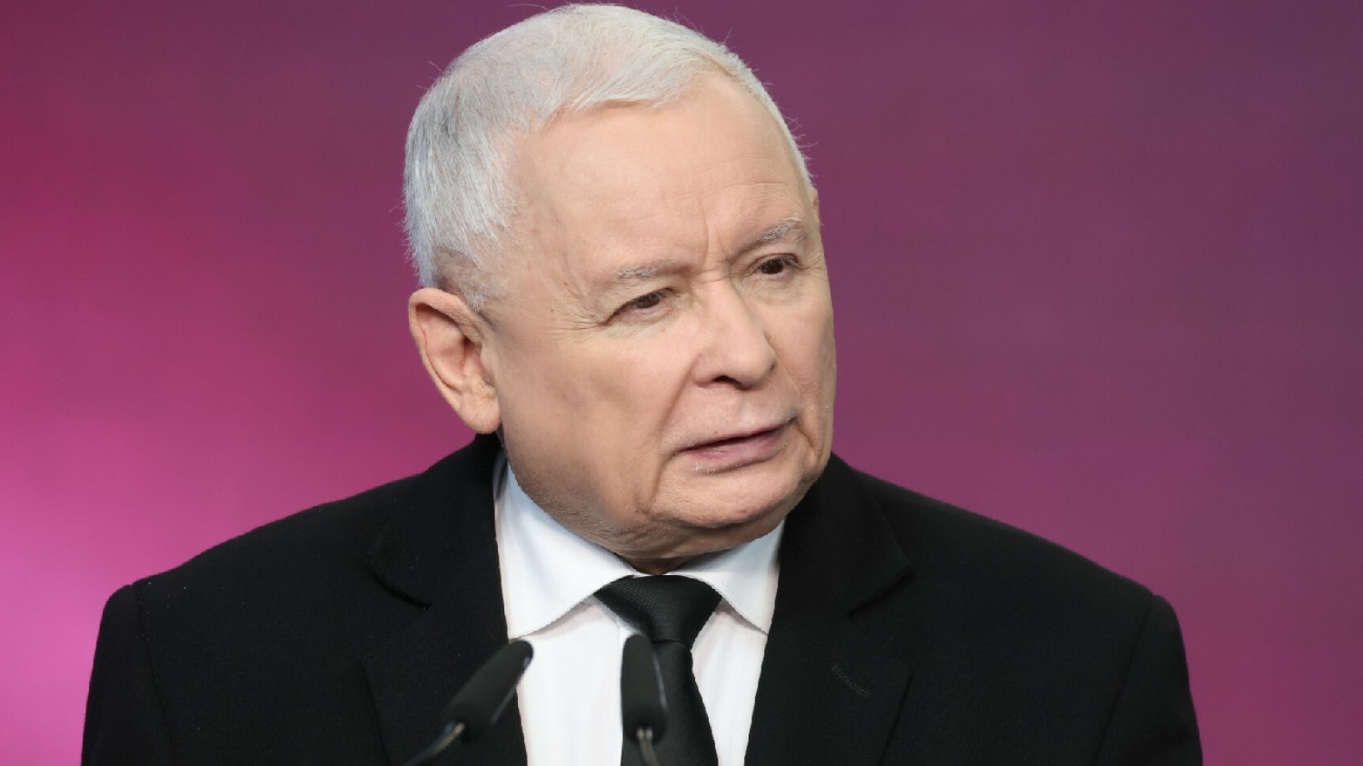 Nowy sondaż. KO górą, poparcie dla PiS poniżej 30 proc.