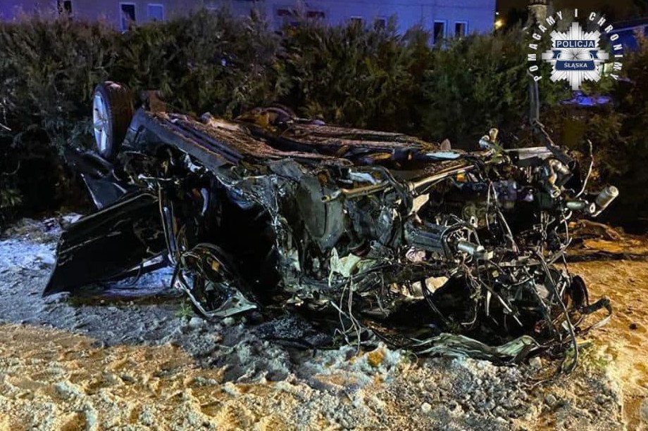 Nagranie z wypadku w Wodzisławiu Śląskim. Nie żyje troje nastolatków