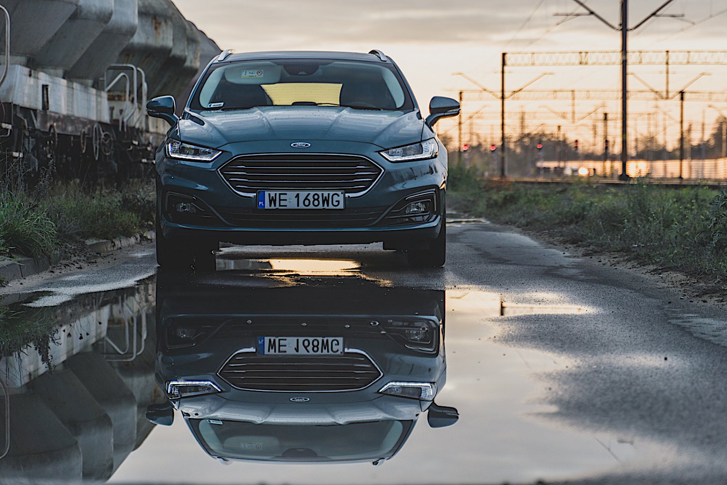 Ford Mondeo to naprawdę atrakcyjne auto.