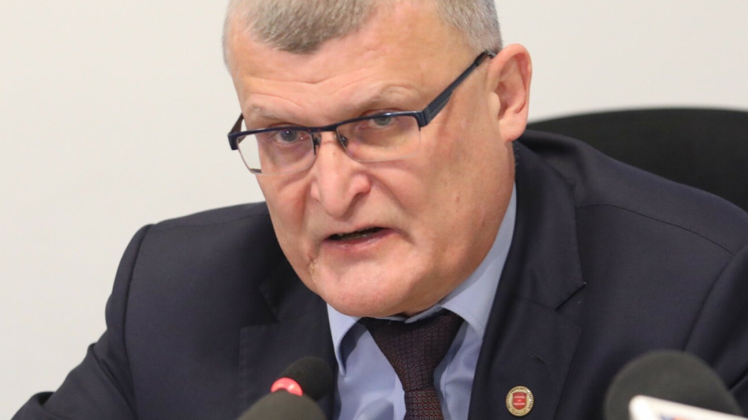 Ekspert Naczelnej Rady Lekarskiej ujawnia ile zarobił za wypowiedzi w mediach