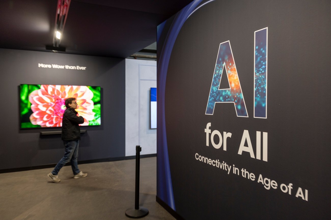 Podczas wydarzenia "World of Samsung" zobaczyliśmy telewizory, które korzystają z AI.