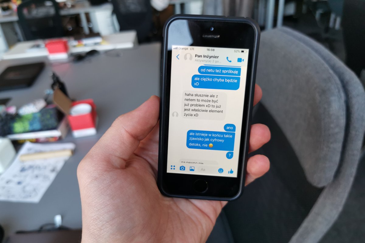 Co to FOMO? Pożegnanie z messengerem trudniejsze niż rzucanie