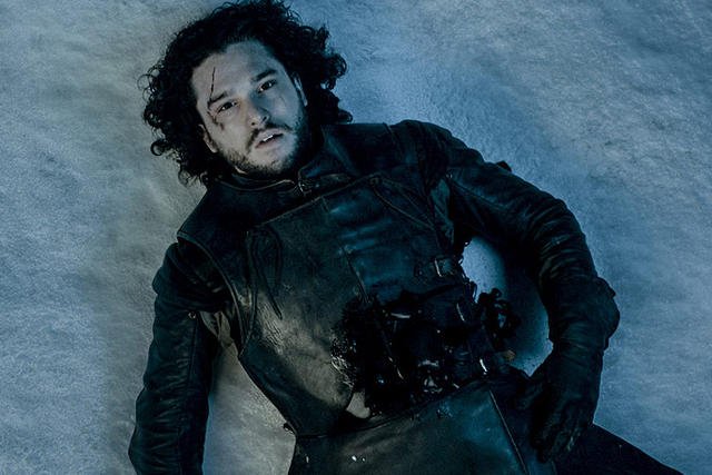Jon Snow zginął w ostatnim odcinku 5 sezonu "Gry o tron". A teraz... no właśnie - to trzeba zobaczyć.