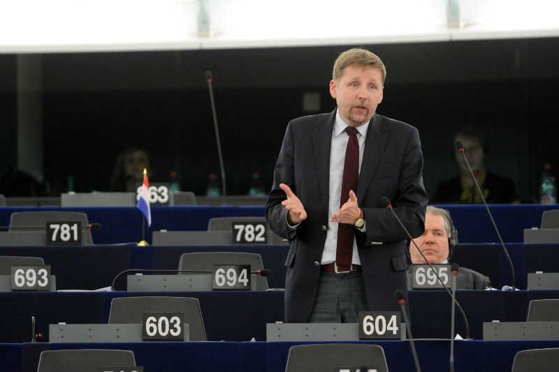 Marek Migalski namawia, by nie brać udziału w wyborach.