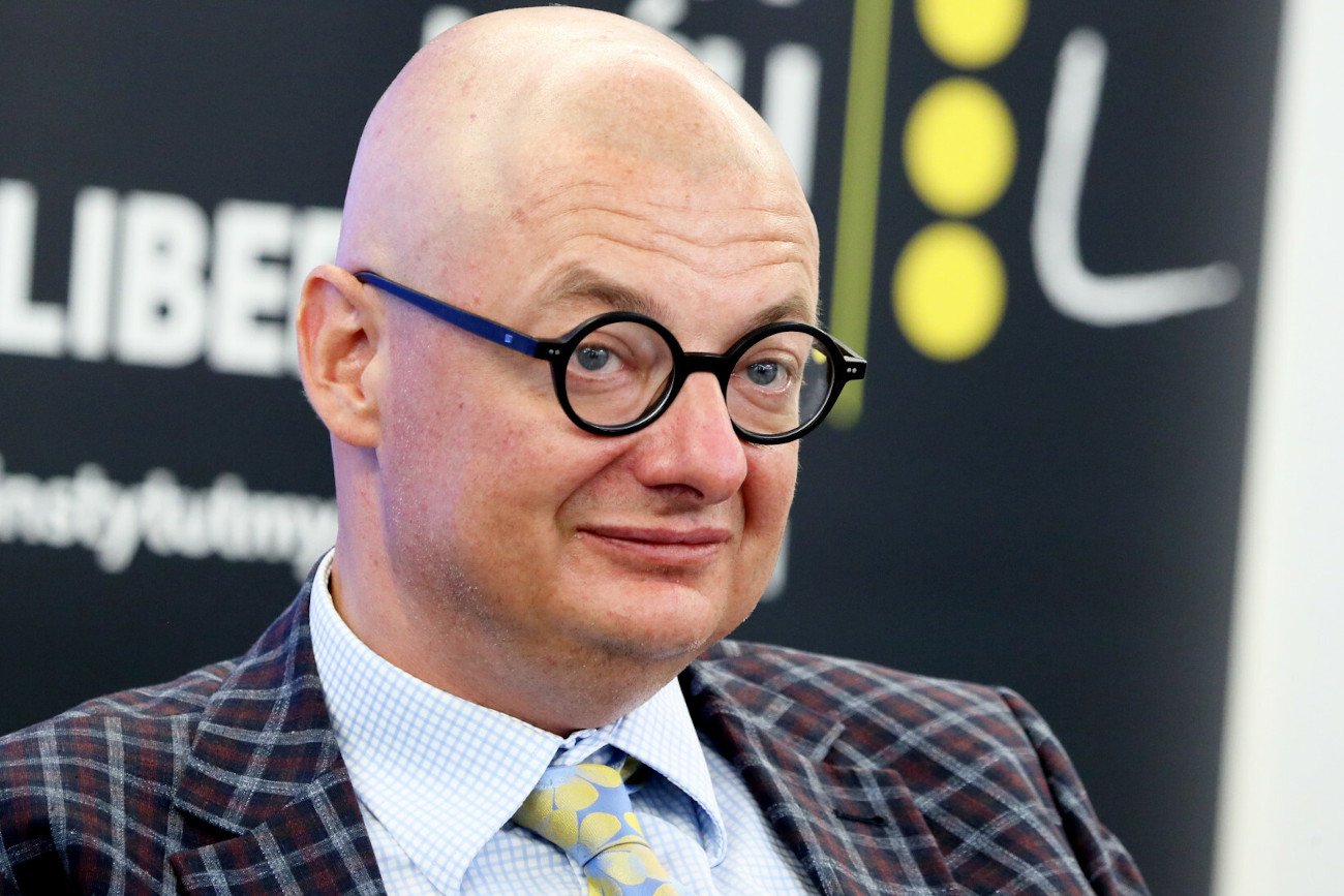 Wicemarszałek Senatu Michał Kamiński przedstawił na antenie TVN24 swój sposób na to, aby Paweł Kukiz zaczął głosować wspólnie z opozycją.