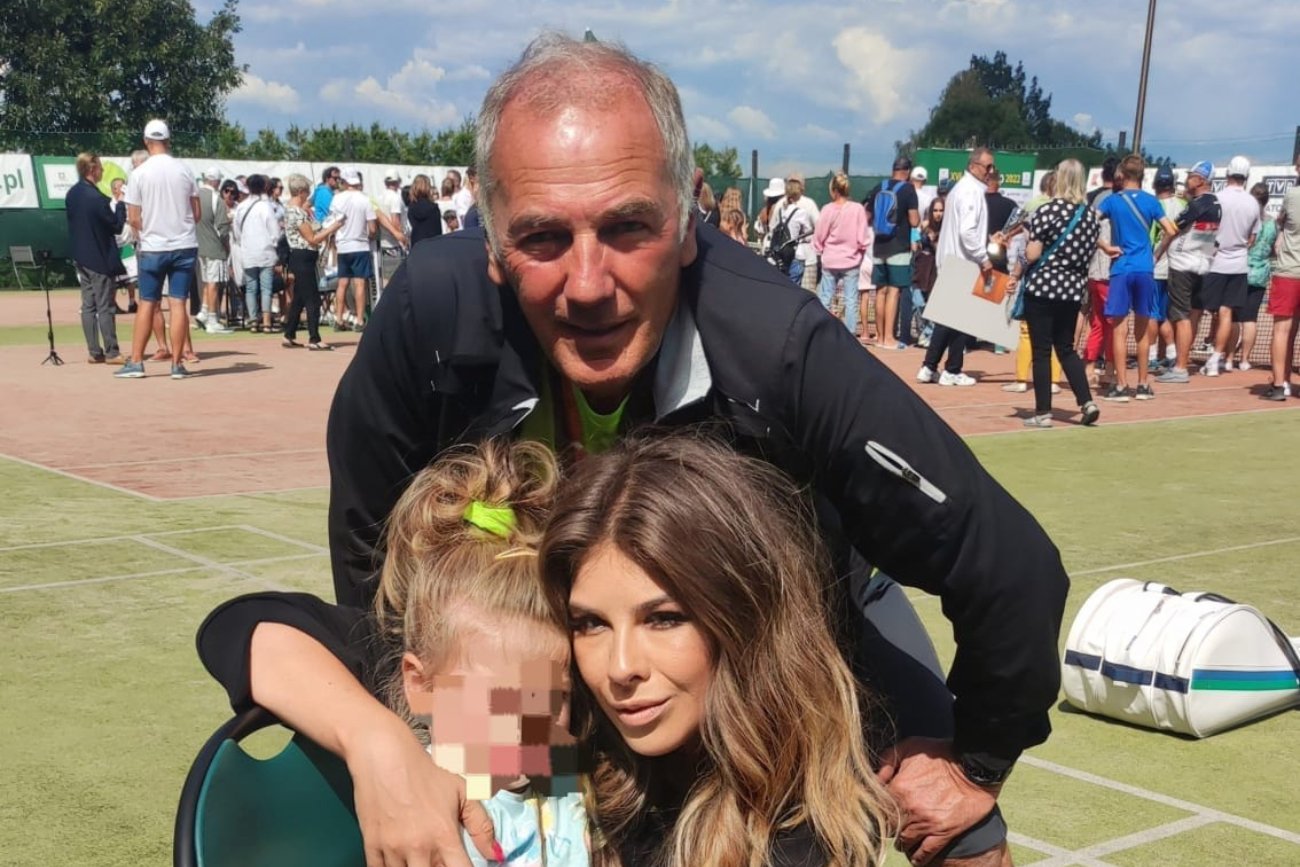 Karol Strasburger o dojrzałym tacierzyństwie i małej córce. Zgasił hejterów