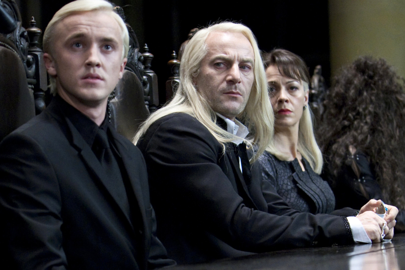 Jason Isaac jako Lucjusz Malfoy w filmie "Harry Potter"