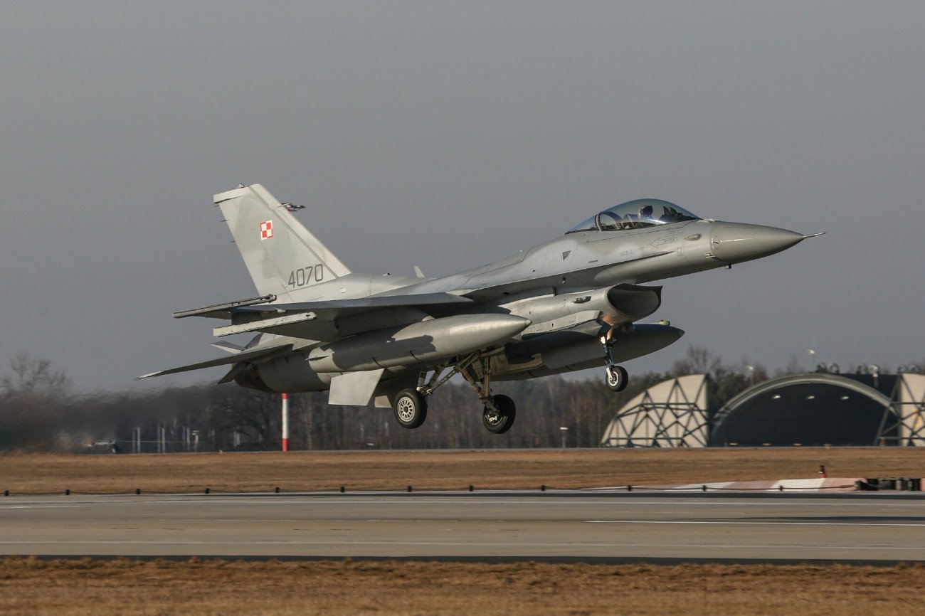 Rosja wystrzeliła rakiety dalekiego zasięgu. Polska poderwała myśliwce NATO