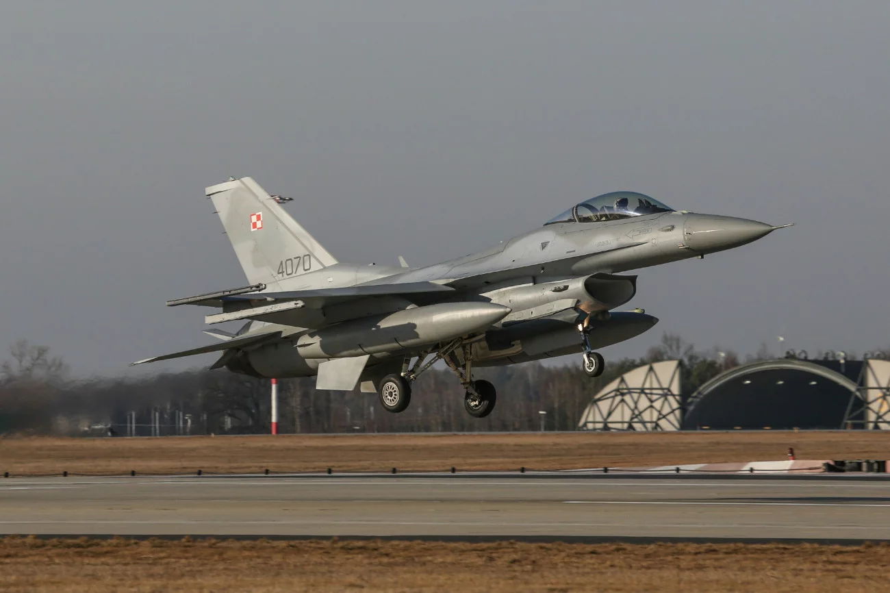 Rosja wystrzeliła rakiety dalekiego zasięgu. Polska poderwała myśliwce NATO