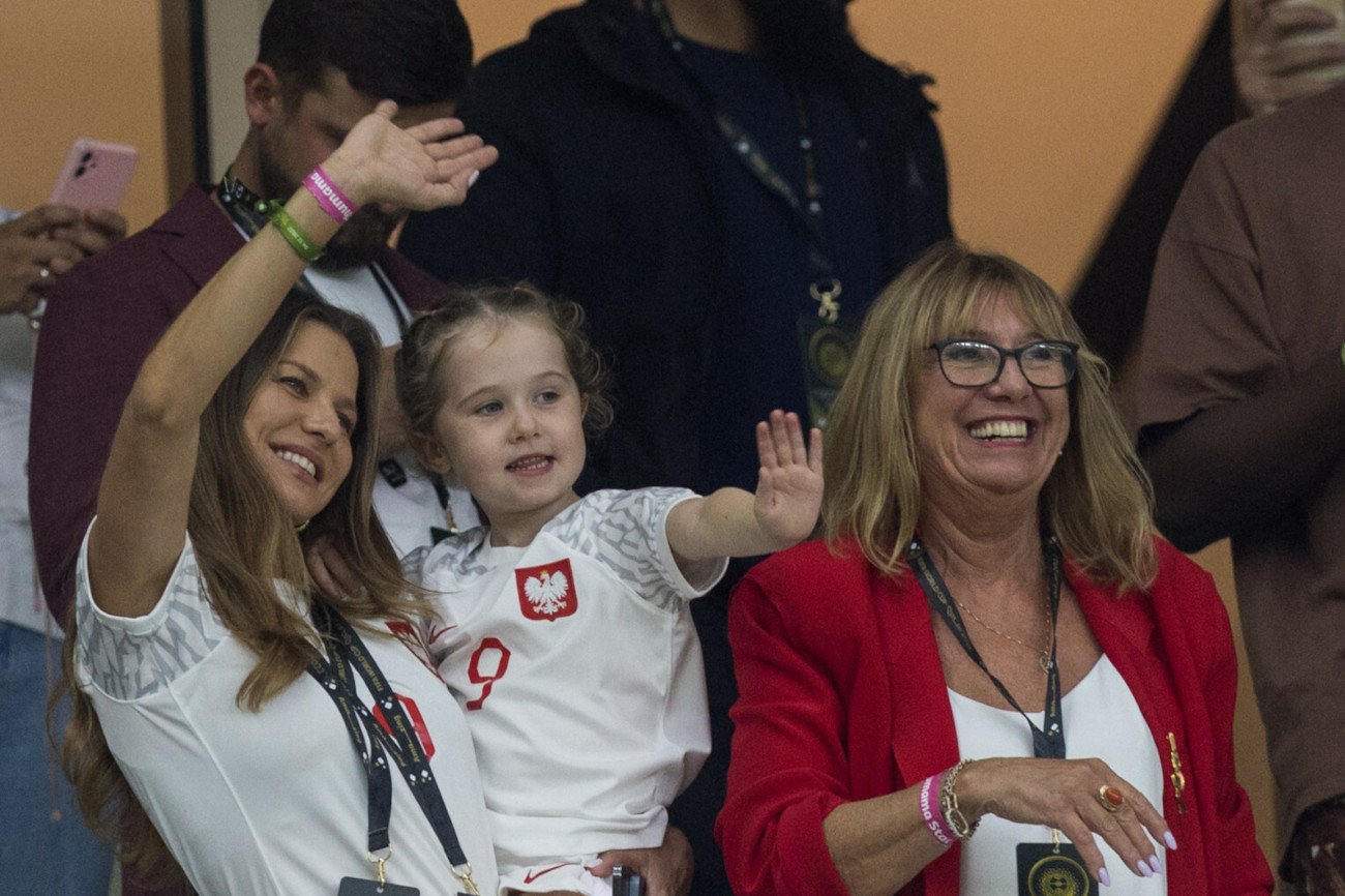 Robert Lewandowski mógł liczyć na wsparcie najbliższych podczas rywalizacji na mundialu w Katarze.