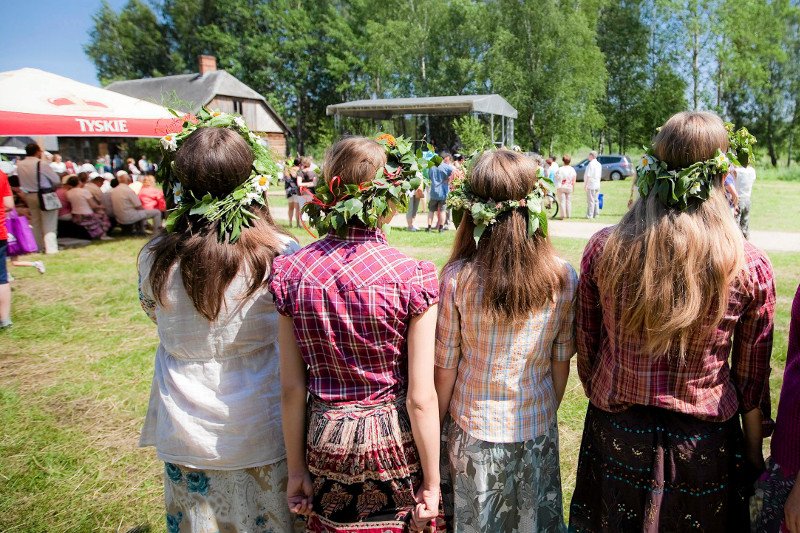 Zielone Świątki to ludowa nazwa święta kościelnego Zesłania Ducha Świętego.