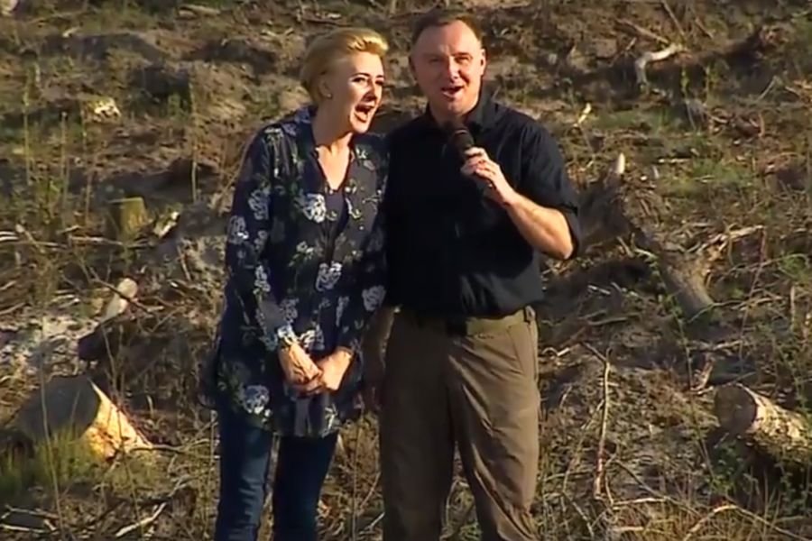 Para prezydencka śpiewająco podziękowała za sadzenie drzew