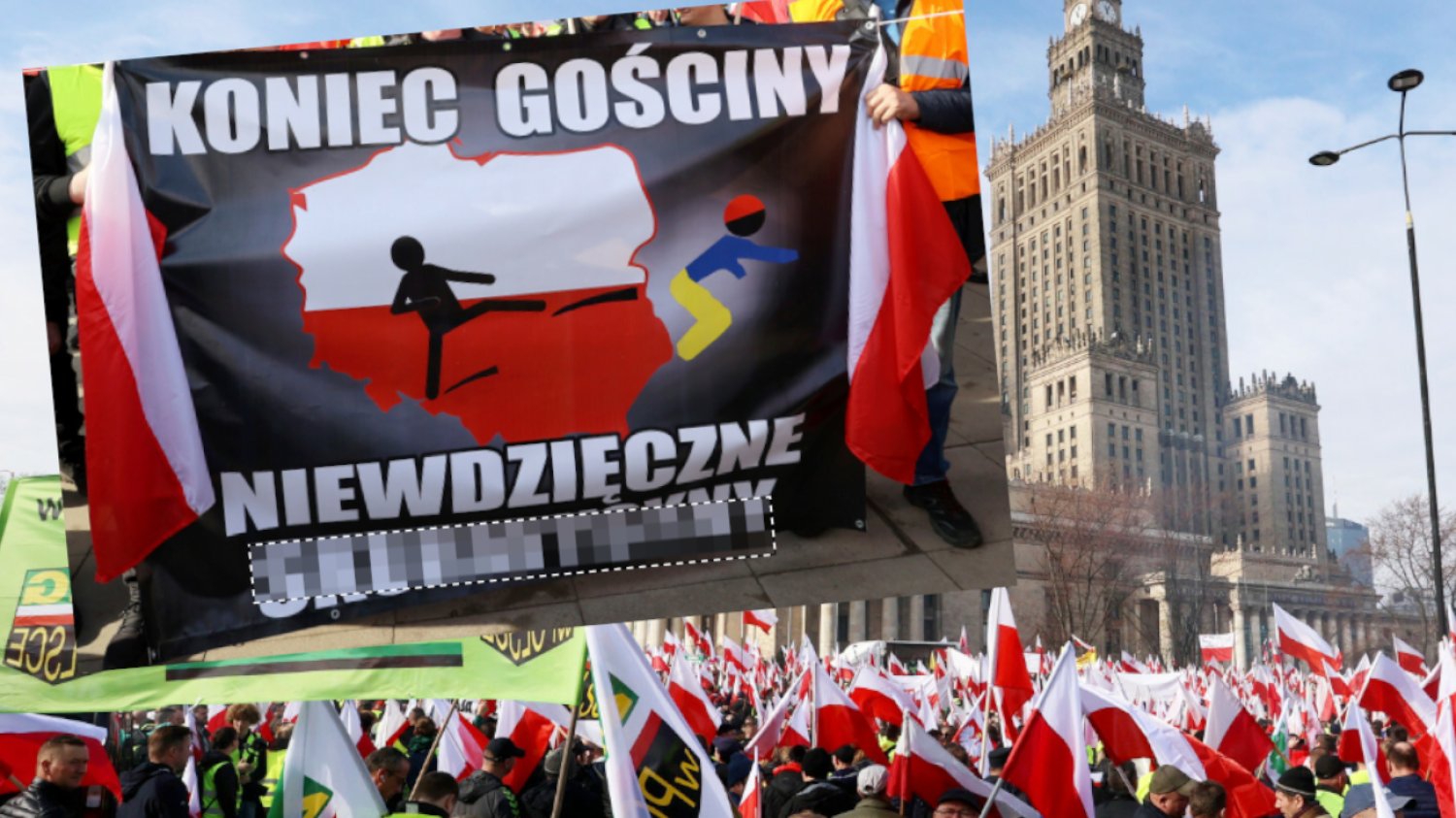 Myśleliście, że skandaliczny baner na ciągniku to już wszystko? Oto co rolnicy przywieźli do stolicy.