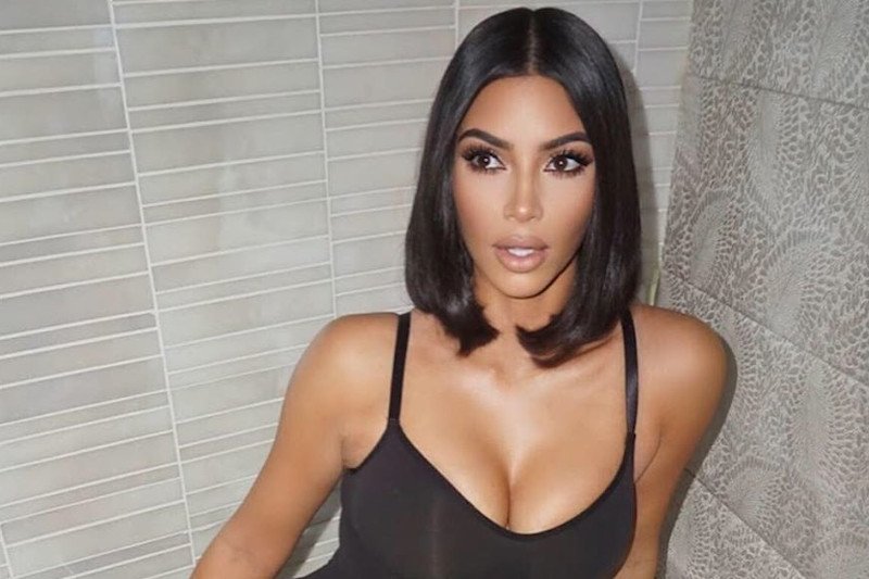 Przez 18 lat życia Kim Kardashian przeszła nieprawdopodobną metamorfozę.