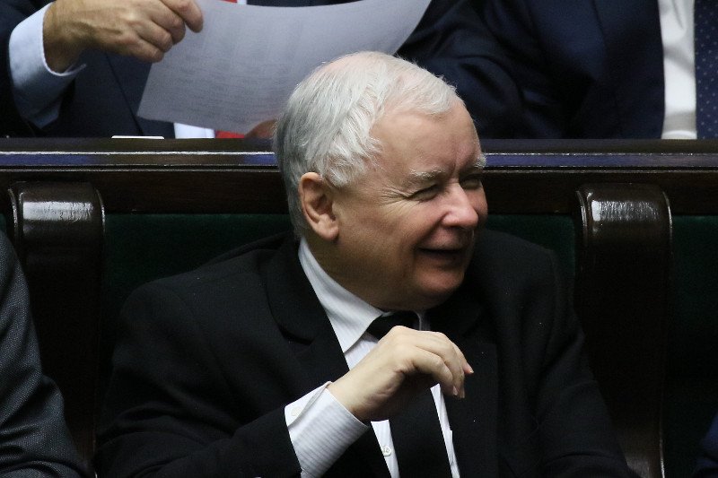 Prace nad ustawą o jawności życia publicznego dziwnie utknęły...