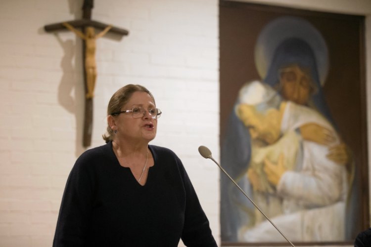 Krystyna Pawłowicz skomentowała słowa Magdy Mołek. Dziennikarka nie ochrzciła swoich dzieci, a była posłanka PiS i sędzia TK głośno wspiera Kościół katolicki i jego hierarchię.