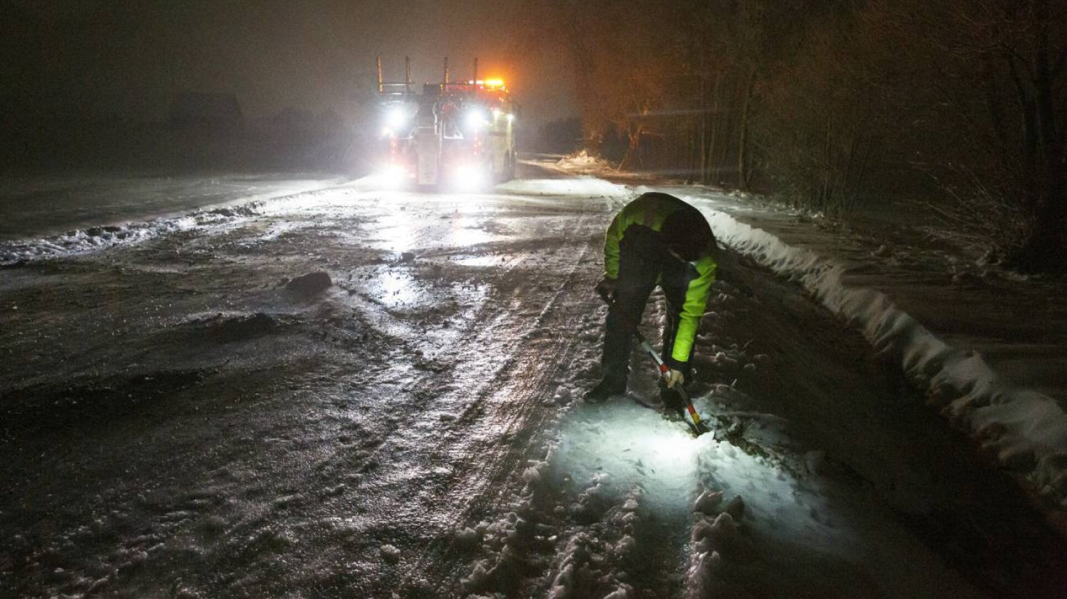 Żółte alerty IMGW w całej Polsce. Najgorzej będzie nocą