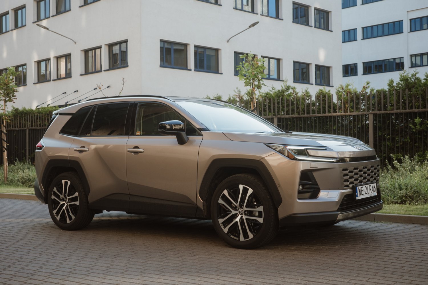 Test nowej Toyoty RAV4 dał mi do myślenia. Chińska konkurencja to nie jej problem
