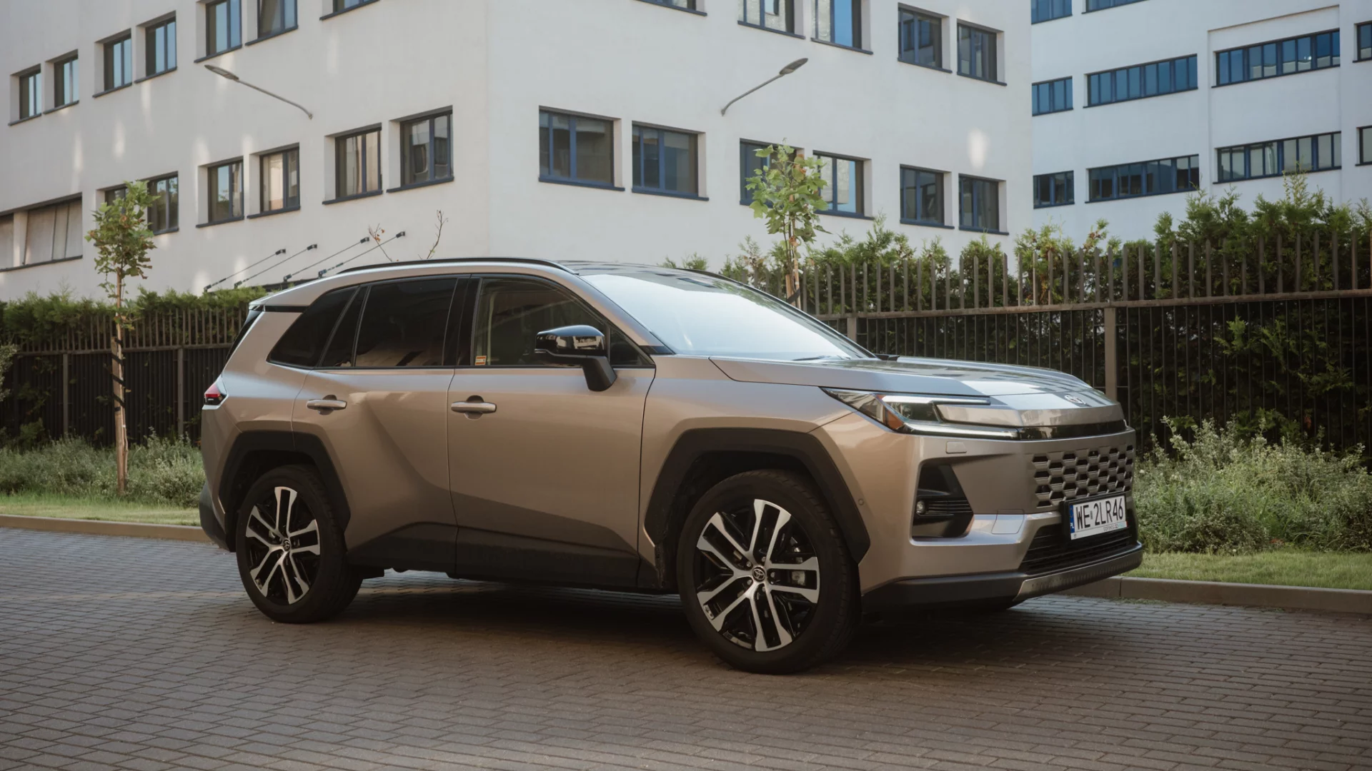 Test nowej Toyoty RAV4 dał mi do myślenia. Chińska konkurencja to nie jej problem