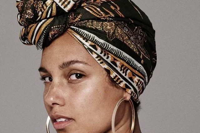 Alicia Keys rozpoczyna rewolucję #nomakeup. Przekonuje: nigdy nie byłam szczęśliwsza.