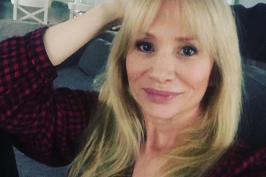 Ewa Gawryluk zachwyciła fanów ślubnymi kreacjami