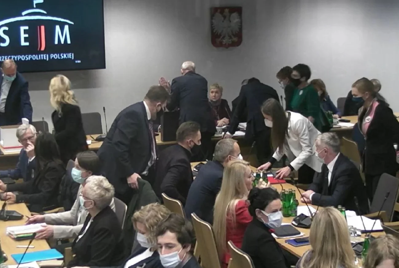 Sejm. Odroczono prace komisji nad ustawą "Lex Czarnek"