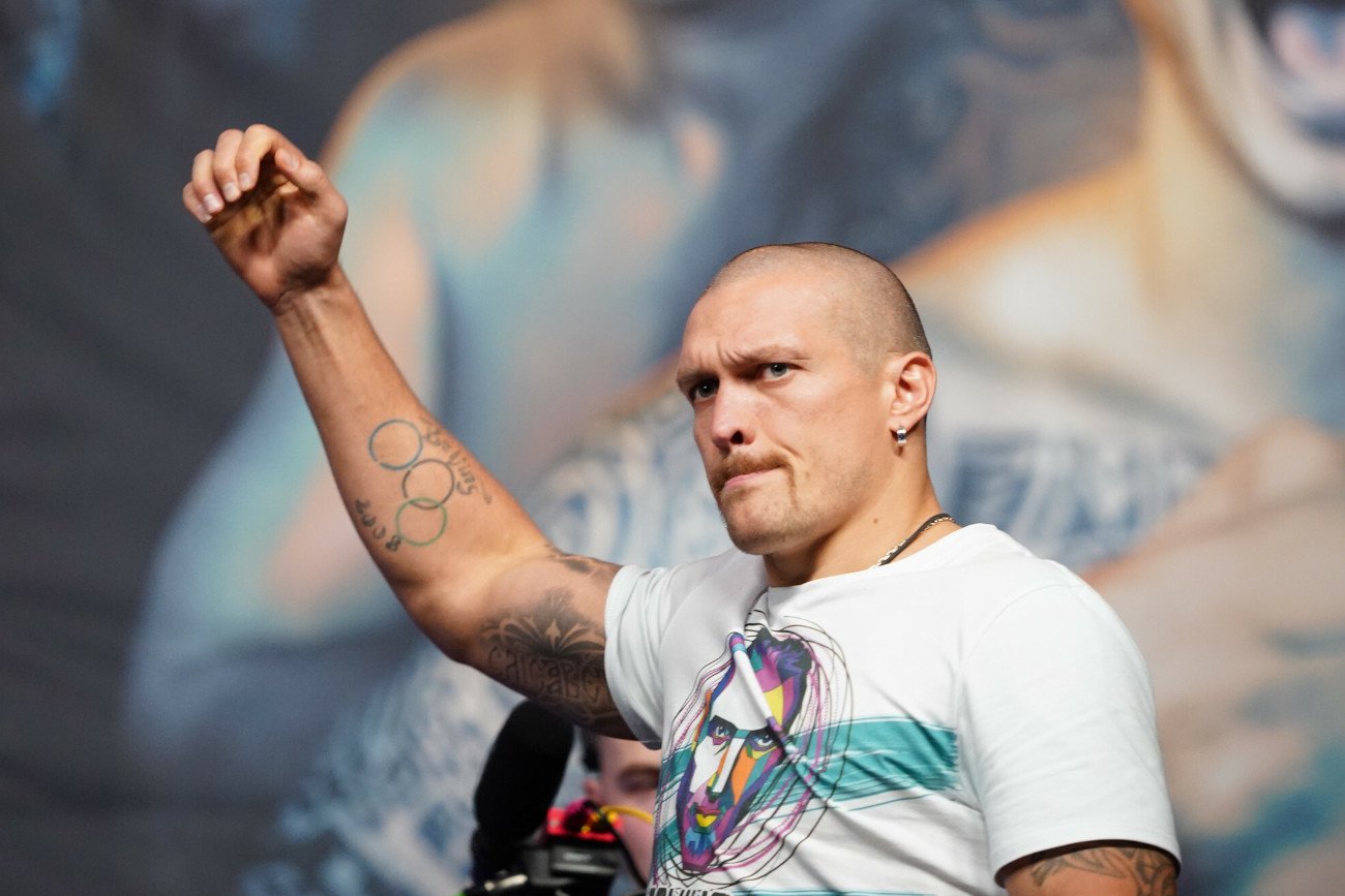 Oleksandr Usyk to aktualny mistrz świata w boksie. Ukrainiec wrócił do swojej ojczyzny, żeby o nią walczyć