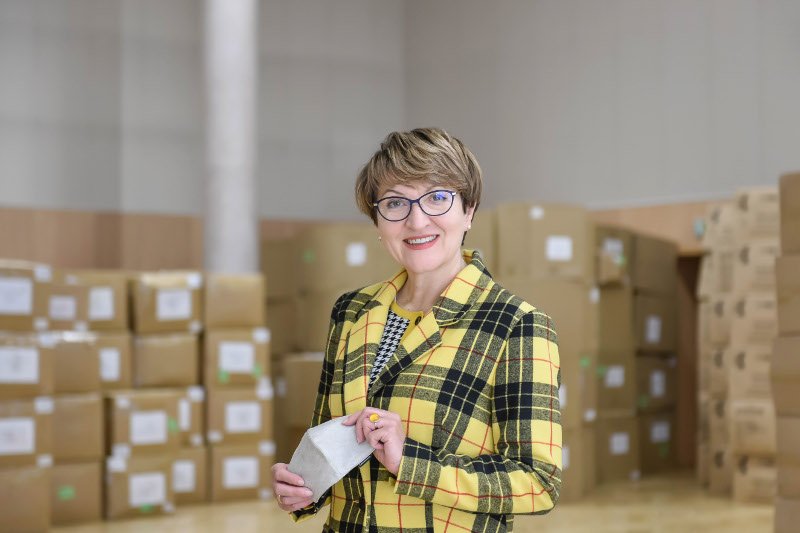 Elżbieta Polak, Marszałek Województwa Lubuskiego, sprowadziła z Chin ponad 22 tony sprzętu medycznego.