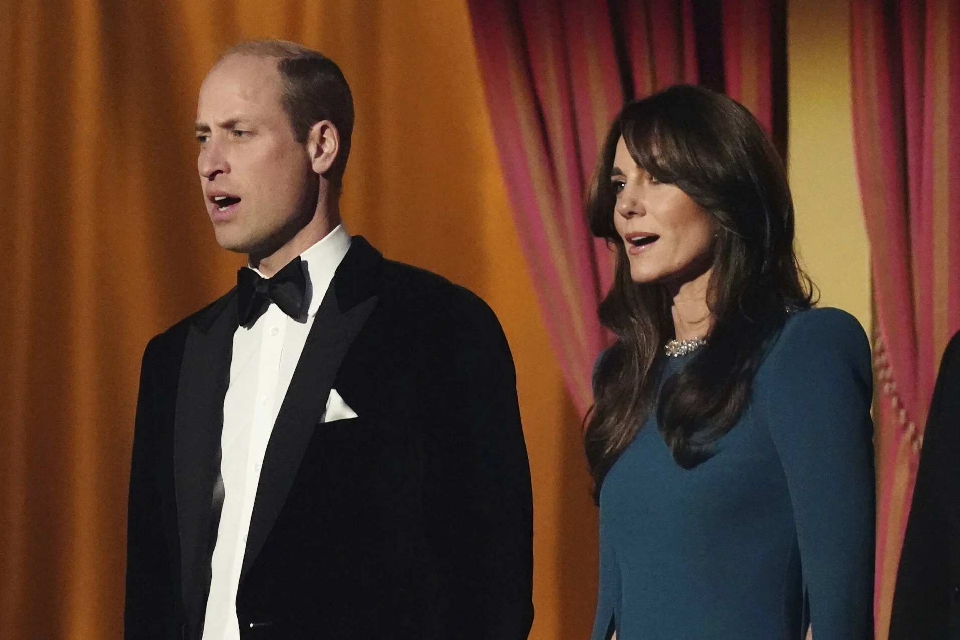 Kate i William plotki, Kate i William teorie spiskowe