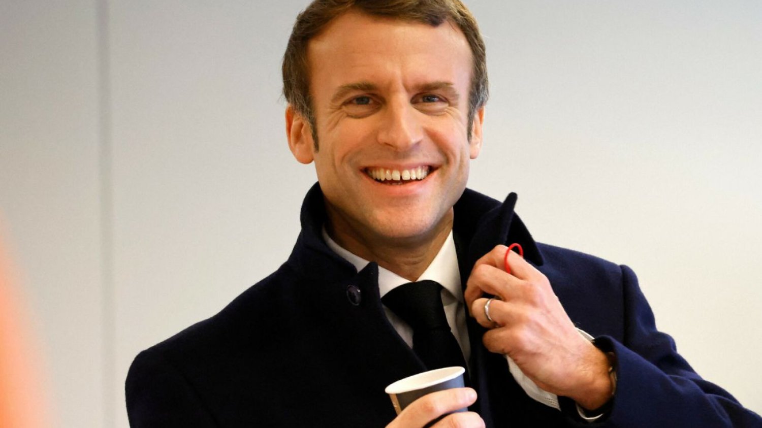 Kim jest prezydent Francji Emmanuel Macron?