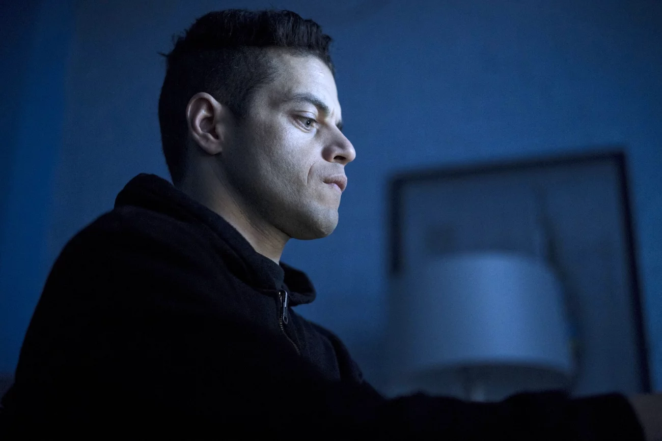 Rami Malek w serialu "Mr. Robot"