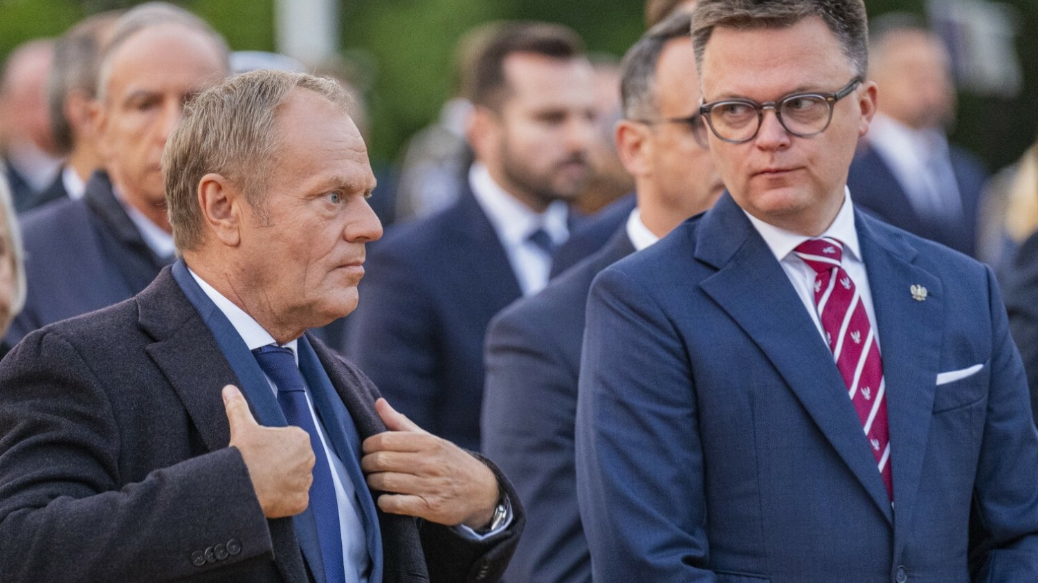 Afera z Hołownią i Collegium Humanum. Tak na sprawę patrzy Tusk.