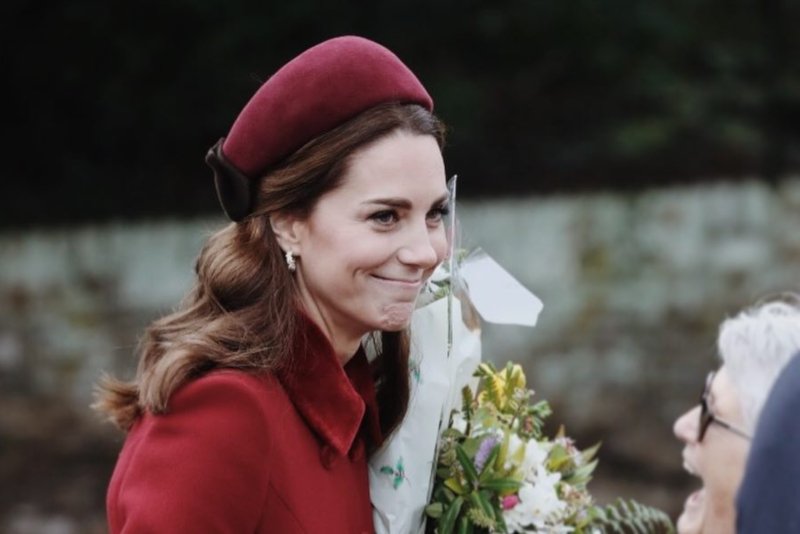 Kate Middleton opowiedziała w rozmowie z rodzicami, że przez pandemię musiała zostać nawet fryzjerką swoich dzieci.