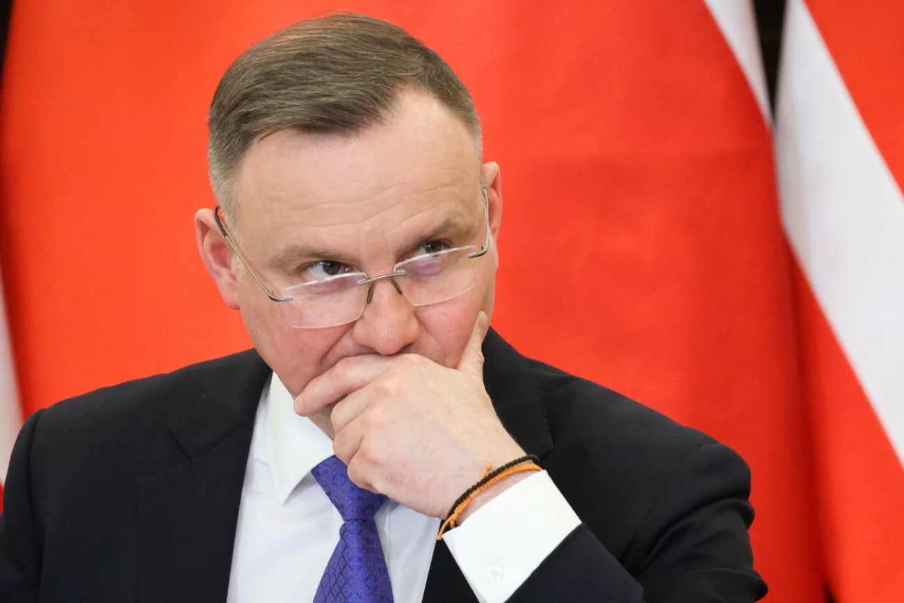 Co symbolizują bransoletki Andrzeja Dudy? Biżuteria ma ukryte znaczenie