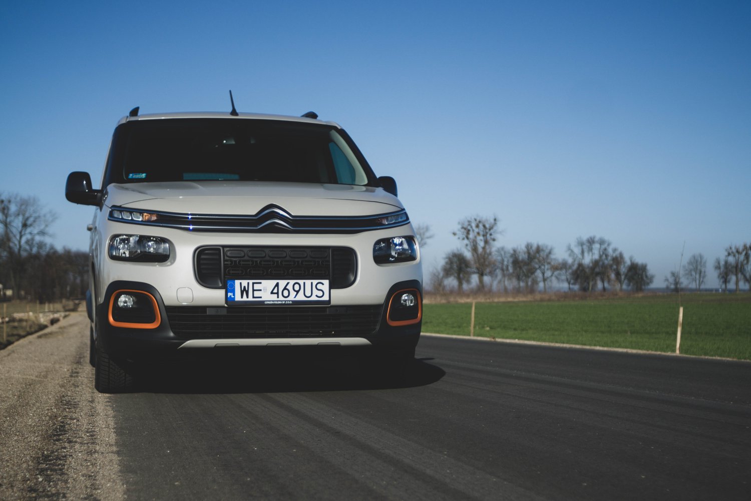 Citroen Berlingo zaskakuje designem, ale to pełnoprawny kombivan.