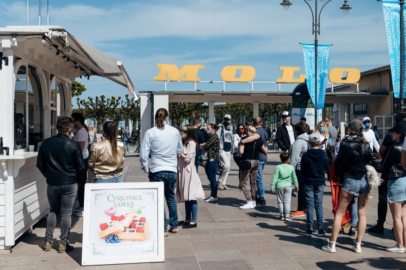Zdiagnozowano pierwsze zakażenia wśród turystów, którzy spędzali czas nad morzem.