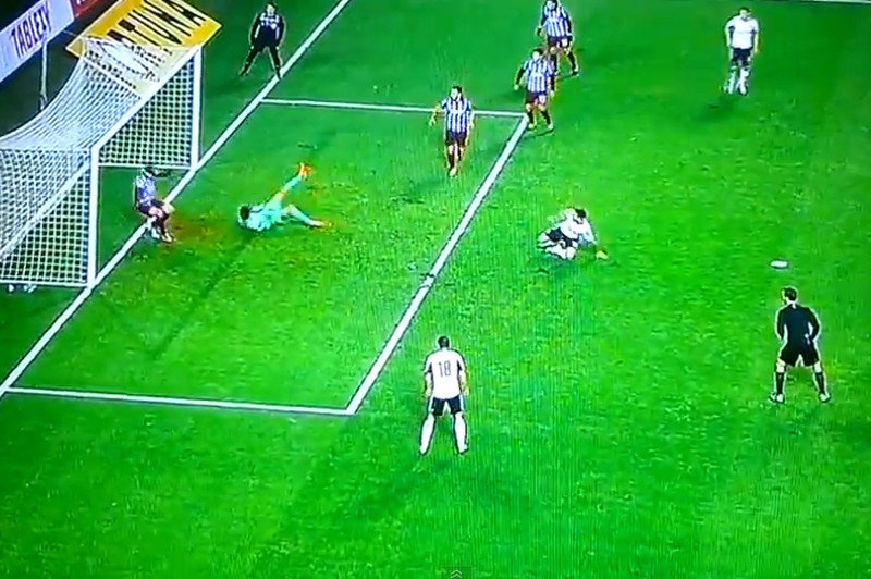 Legia wygrała z Trabzonsporem 2:0.