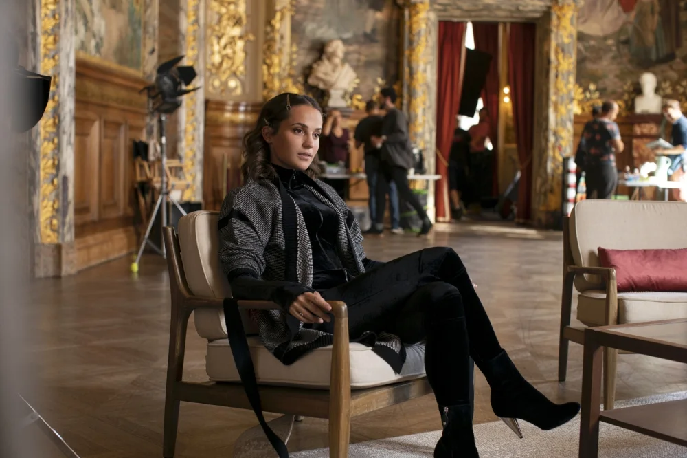 Alicia Vikander w miniserialu "Irma Vep" Alicia Vikander w miniserialu "Irma Vep"