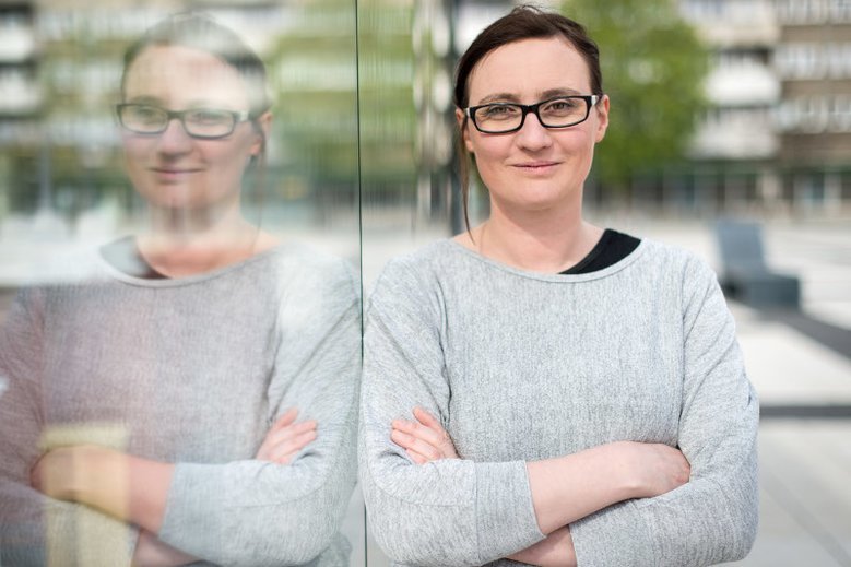 Dr Joanna Ławicka, pedagog specjalny, prezes opolskiej Fundacji Prodeste, która opiekuje się osobami z autyzmem. Autorka książki "Nie jestem kosmitą. Mam zespół Aspergera".