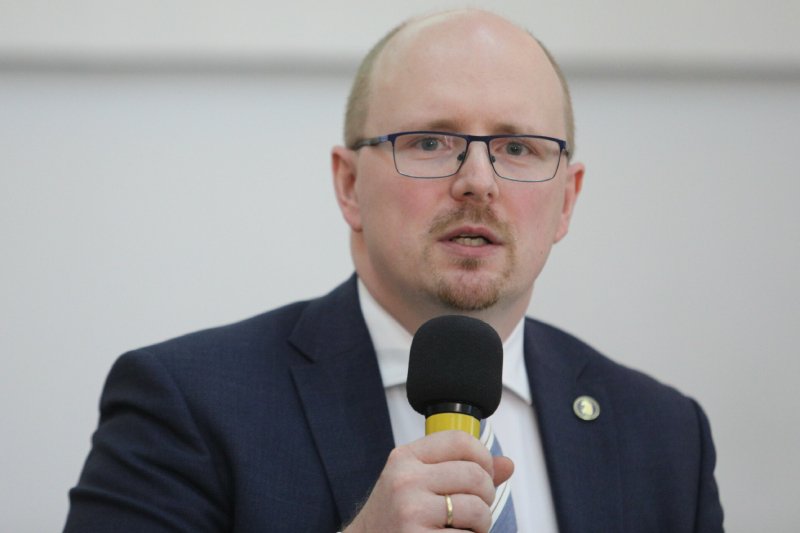 Uczelnia Ordo Iuris świeci pustkami. Uczy się na niej kilkanaście osób.