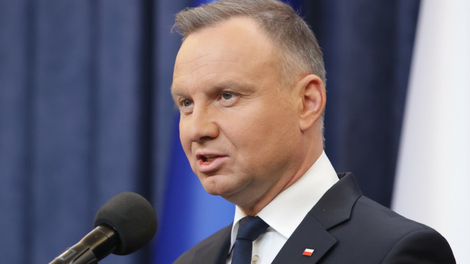 Nakaz aresztowania Wąsika i Kamińskiego. Pilne zaproszenie do Dudy.