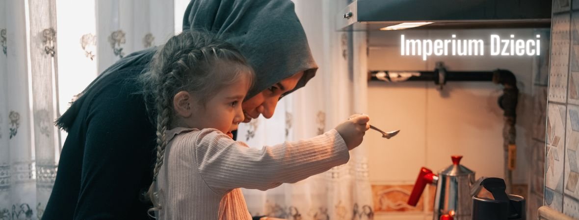 Powieść dystopijna Imperium Dzieci