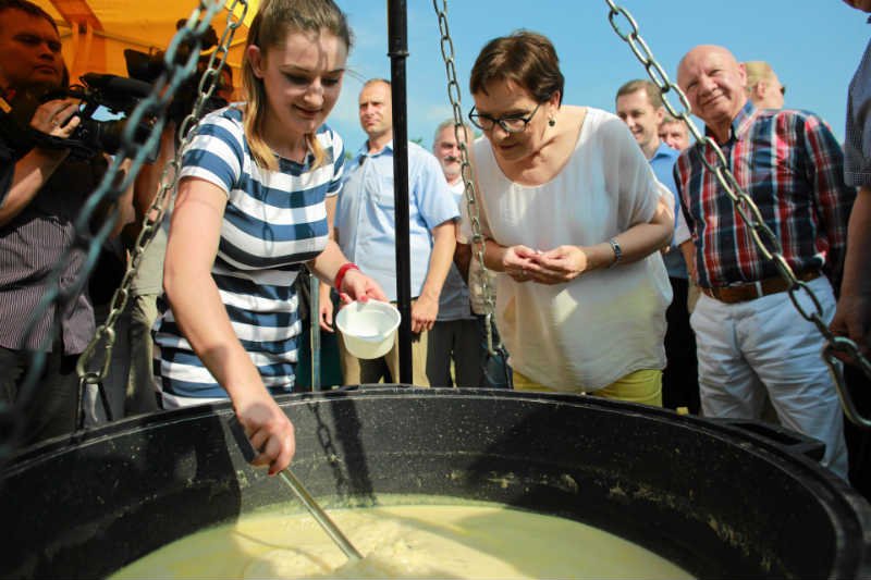 Wizerunek Ewy Kopacz jest coraz bardziej groteskowy.