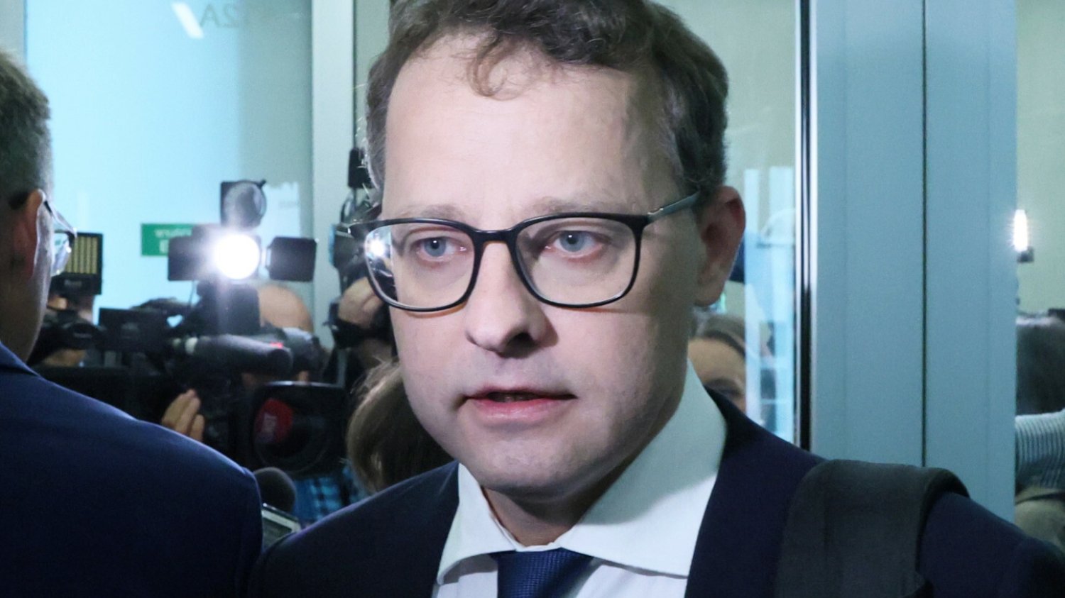 Romanowski zatrzymany. Jego adwokat przekazał, jak to wyglądało.