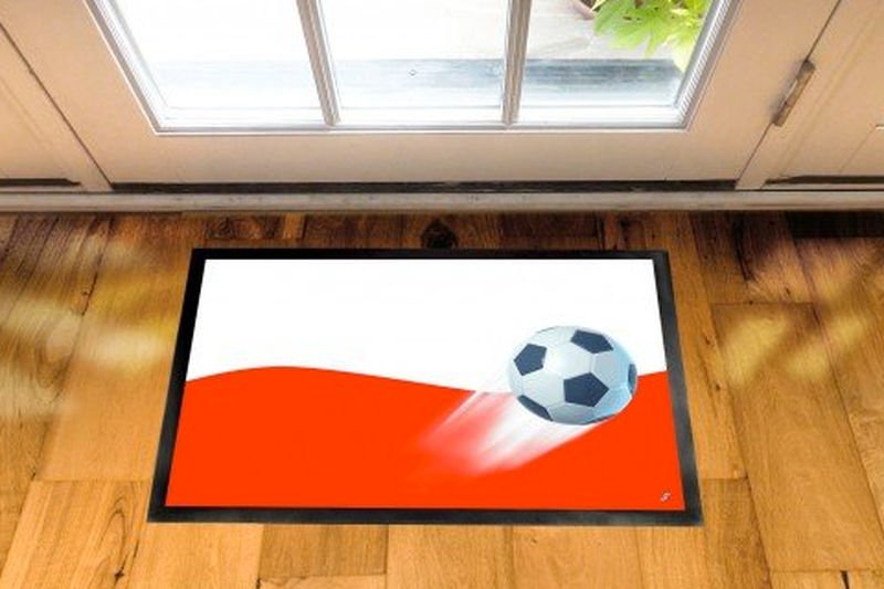 W ofercie Amazona były wycieraczki z polską flagą. Ale już ich nie ma.