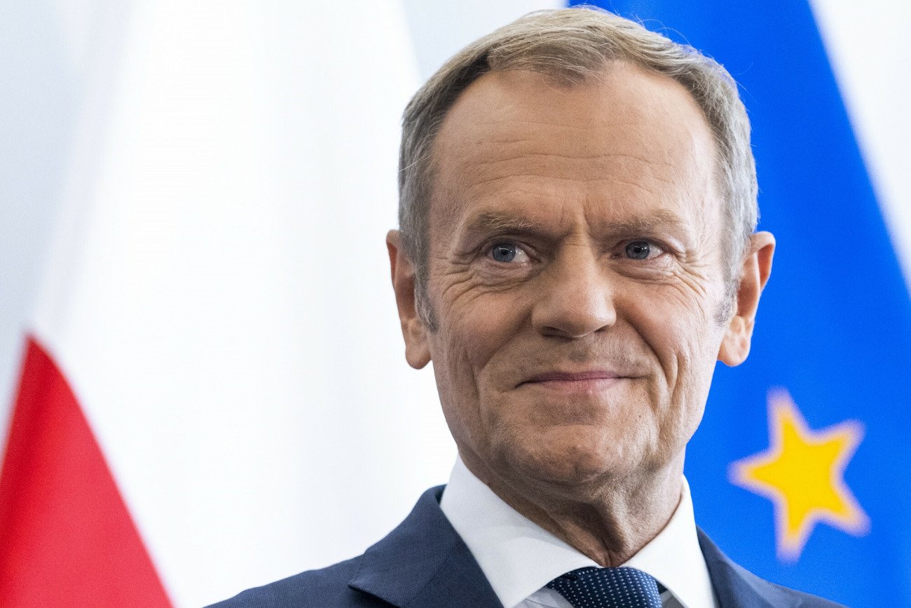 Wyniki sondażu Kantar dla TVN24 są bardziej optymistyczne dla opozycji.